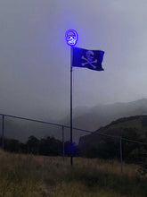 Load image into Gallery viewer, Halloween Skull Flagpole Finial &amp; Jolley Flag
