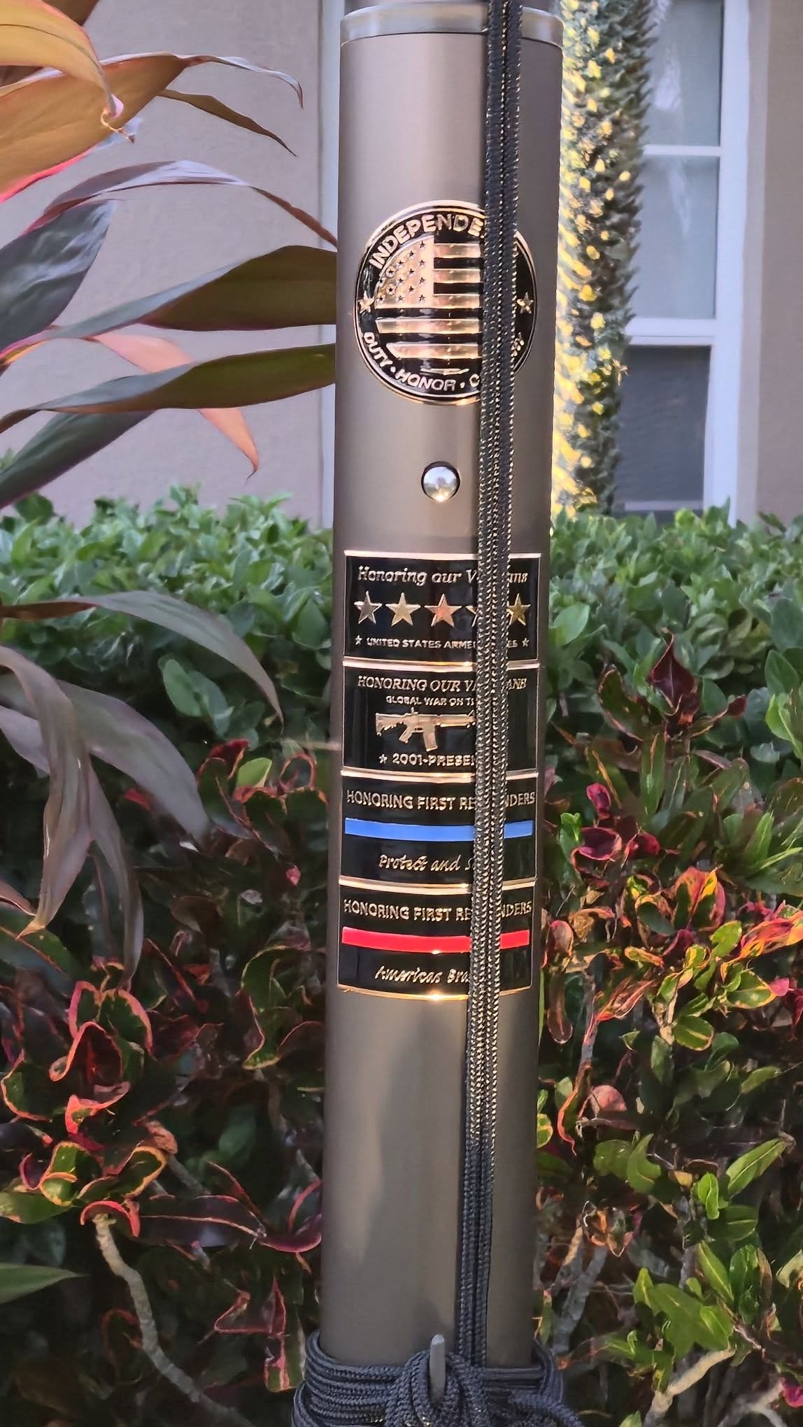 Memorial Flagpole Plaques Gold/Black